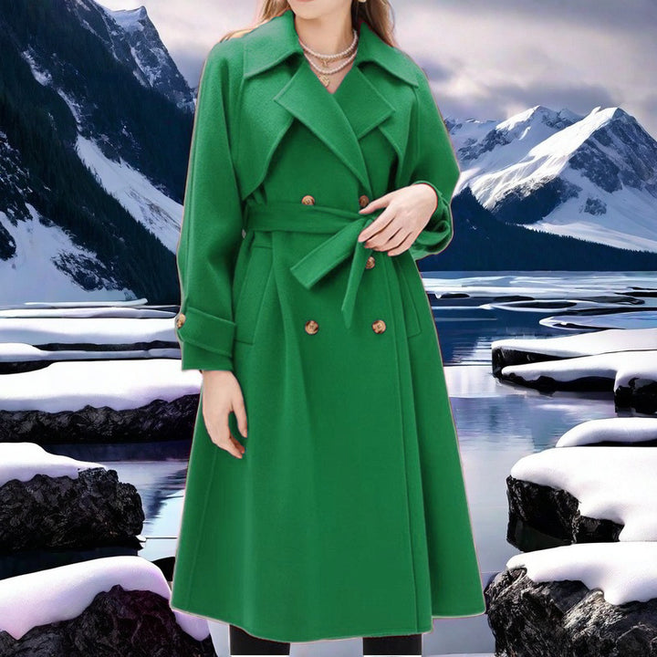 Elegant trench coat for women with double-breasted buttons and fitted cut Lune London
