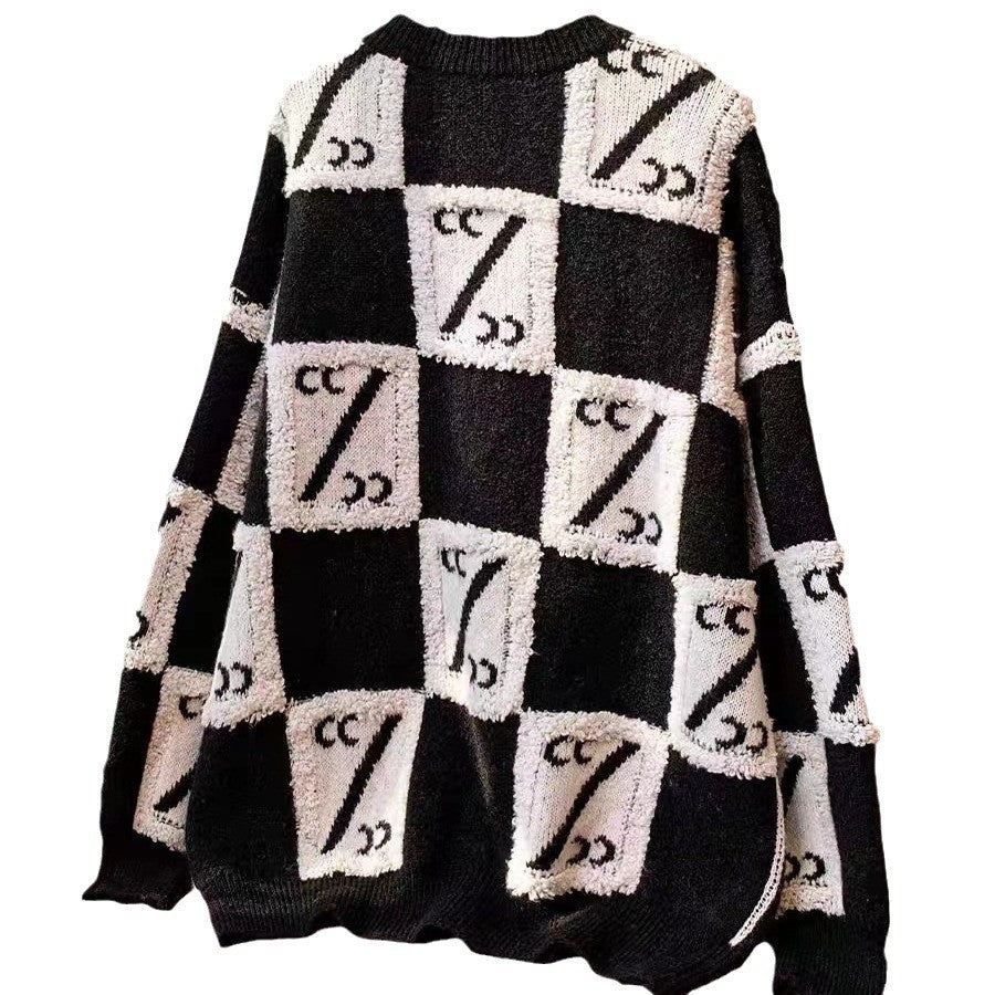 Women Large Oversized Sweater with Chic Graphic Design and Style