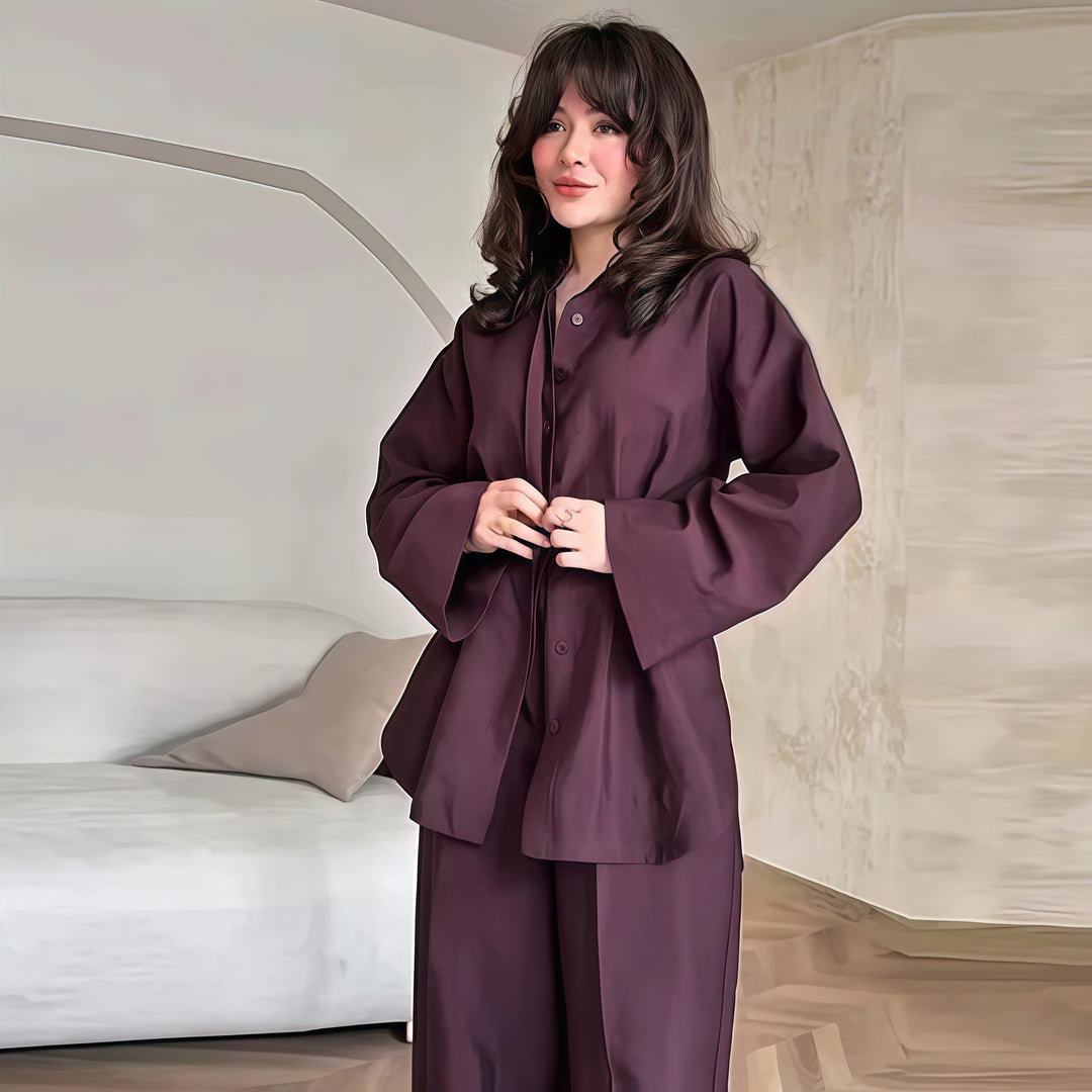 Ladies casual overalls with flared sleeves and button closure Lune London