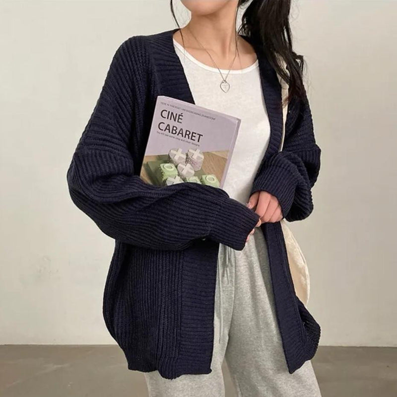 Soft knit cardigan for women with a relaxed fit and set-in sleeves Lune London