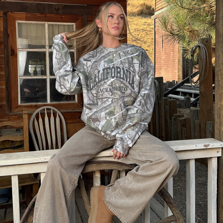 Casual sweatshirt for women with artistic camouflage pattern Lune London