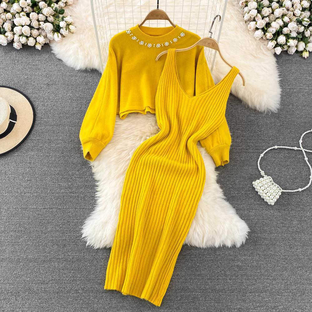 Robe Tricotée Élégante pour Femmes avec Décolleté en V et Manches Bouffantes Chic & Stil