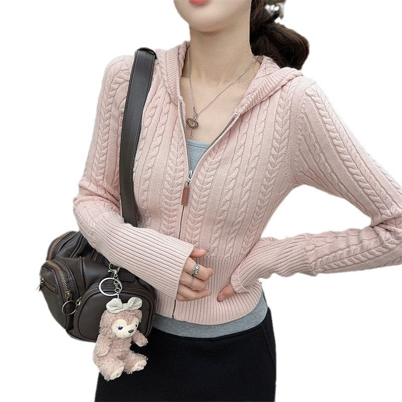 Cardigan court pour femmes avec capuche et motif en cable Chic & Stil