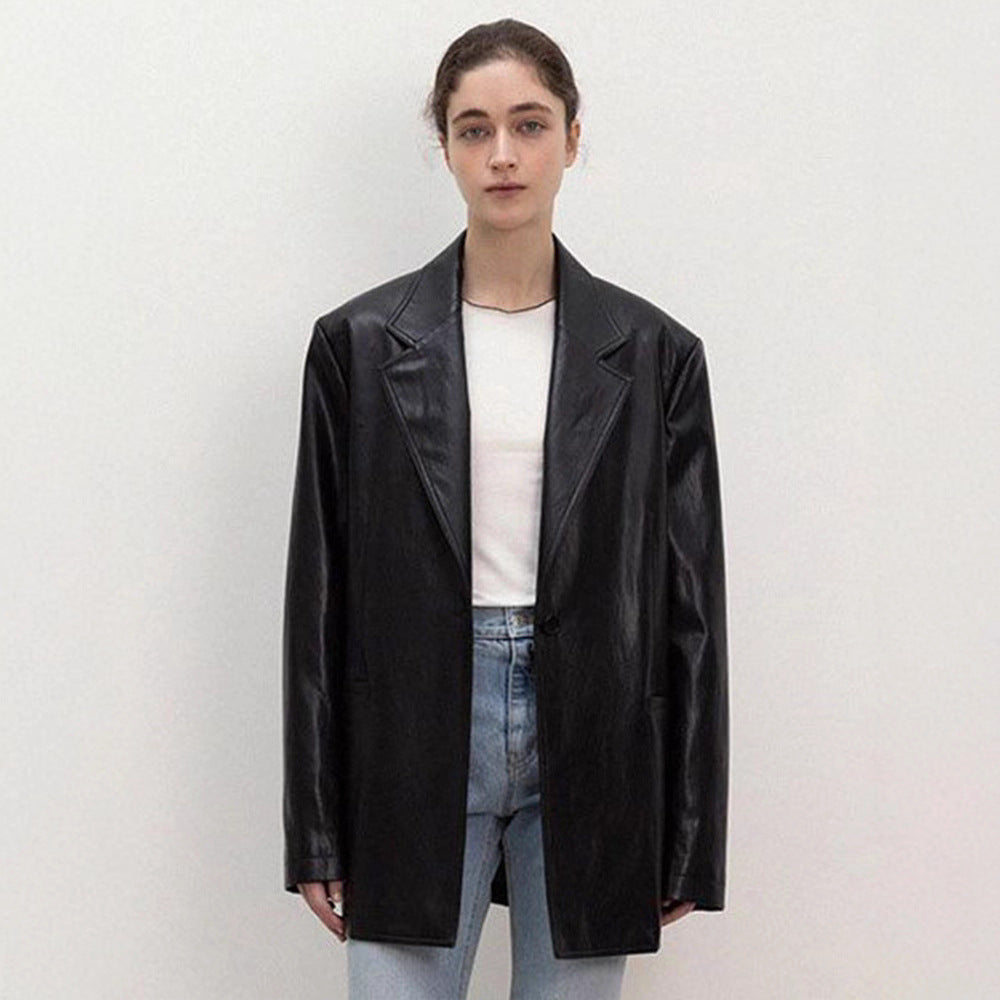Women Elegant and versatile leather jacket with oversized style Lune London