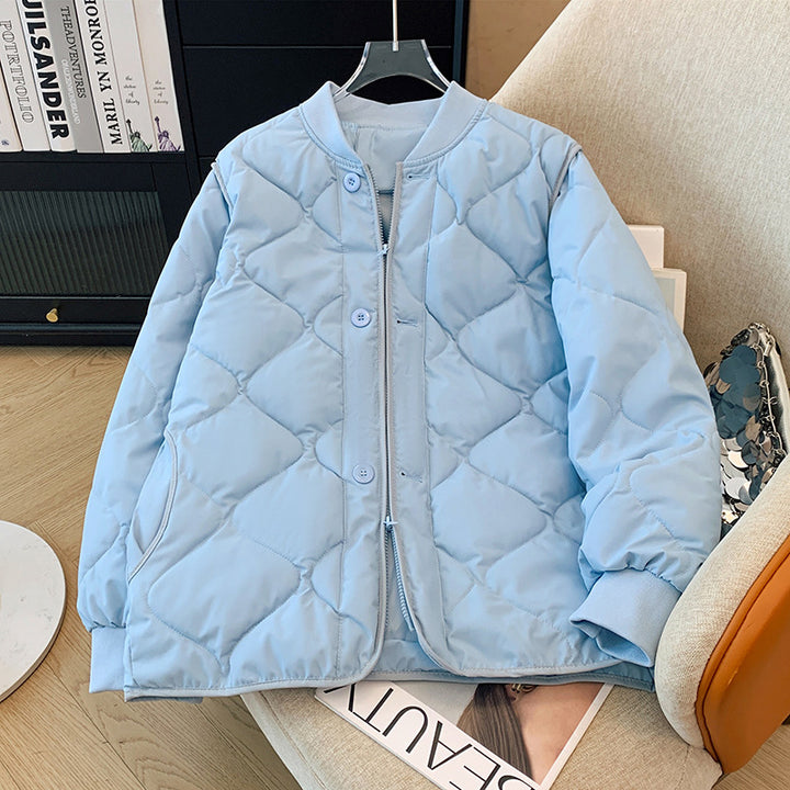 Ladies quilted jacket with zip and practical pockets Lune London