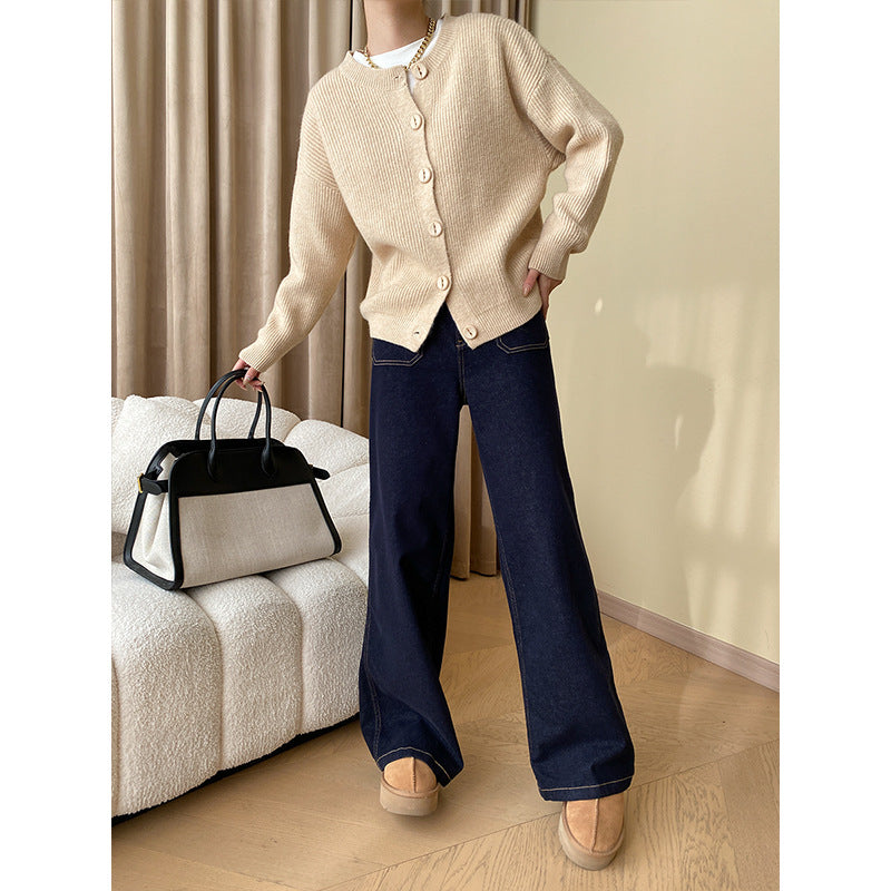 Women's chunky knit cardigan with button details Chic & Stil