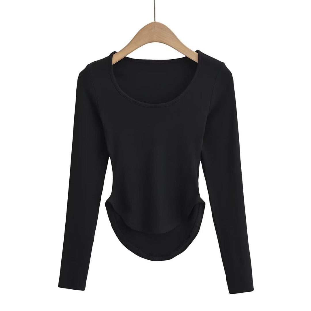 Long sleeve shirt for women with a modern fit and a rounded hem Lune London