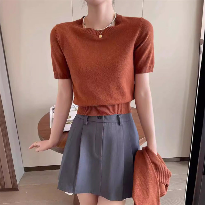 Cardigan femme en maille fine avec détails de boutons et encolure ronde Chic & Stil