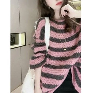 Chunky knit sweater for women with casual striped pattern and voluminous sleeves Lune London