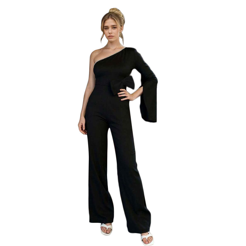 Combinaison féminine avec design asymétrique et application de nœud élégant Chic & Stil