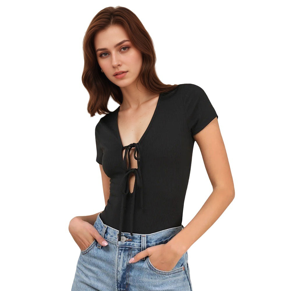 Trendy V-neck women's bodysuit with adjustable detail Chic & Stil