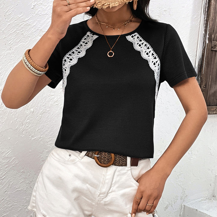 Fashionable women's top with lace insert and textured waffle Lune London