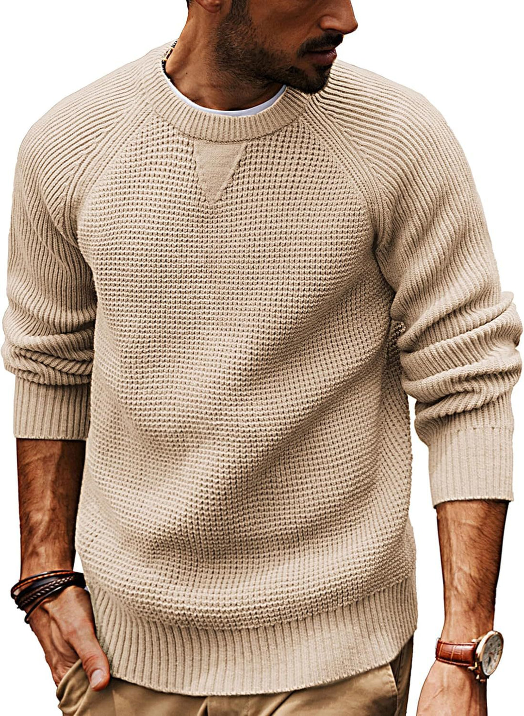 Casual knitted sweater for men with a structured fabric pattern and a round collar Lune London