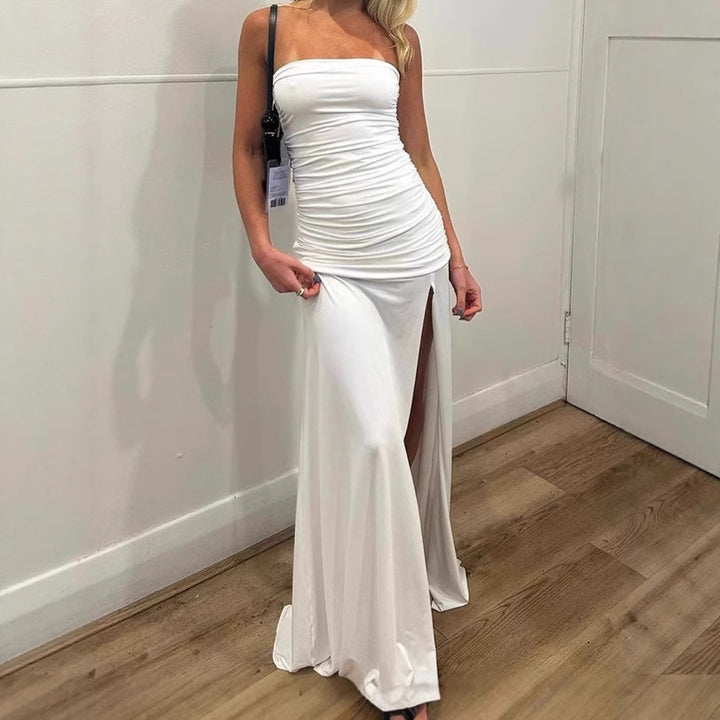 Maxi fitted dress for women with a sleeveless design and a side slit Lune London