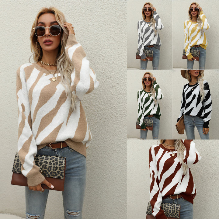 Pull tricoté élégant pour femmes avec un motif animal frappant et une coupe innovante Chic & Stil