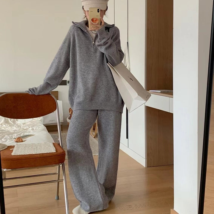 Comfortable knit set for women with half-zip and wide leg Lune London