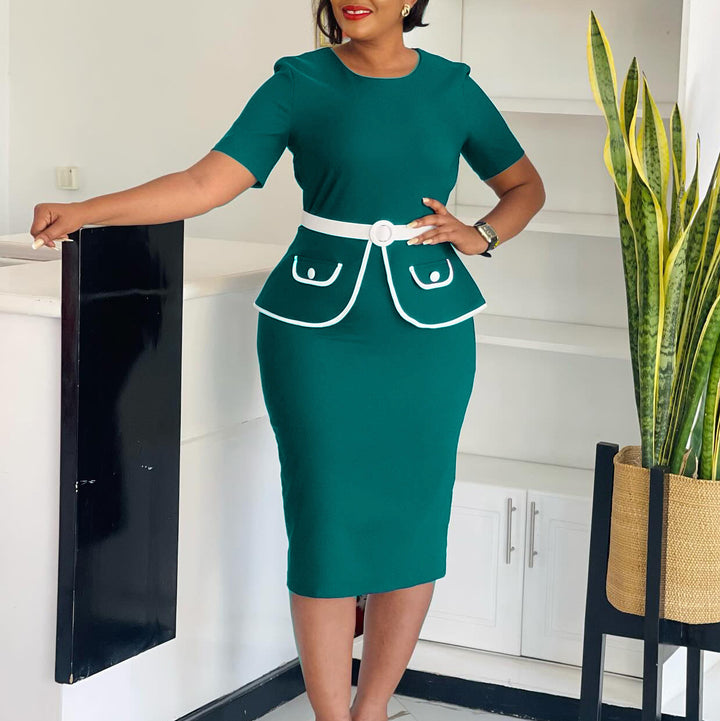 Women Elegant fitted dress with sparkling pocket application and wide belt Lune London
