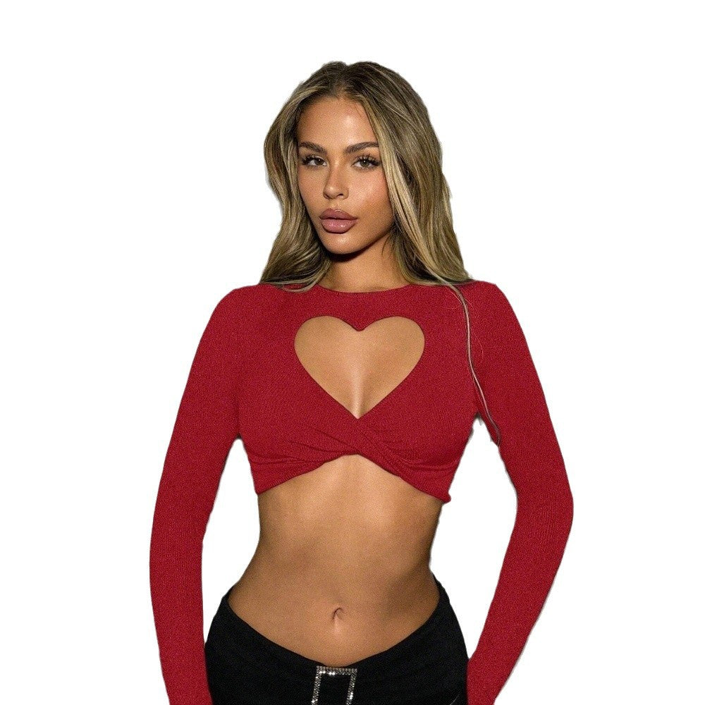 Short top for women with heart cutout and long sleeve design Chic & Stil