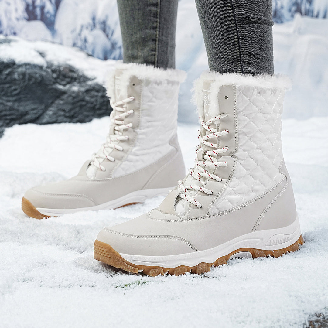 Winter boots for women with insulated lining and non-slip sole Lune London