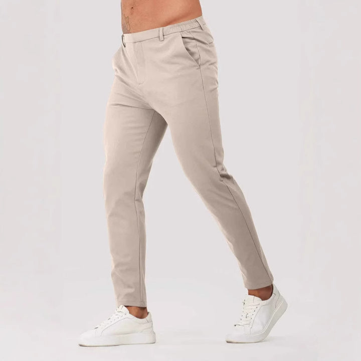 Slim fit chino pants for men with elastic waistband and side pockets Lune London
