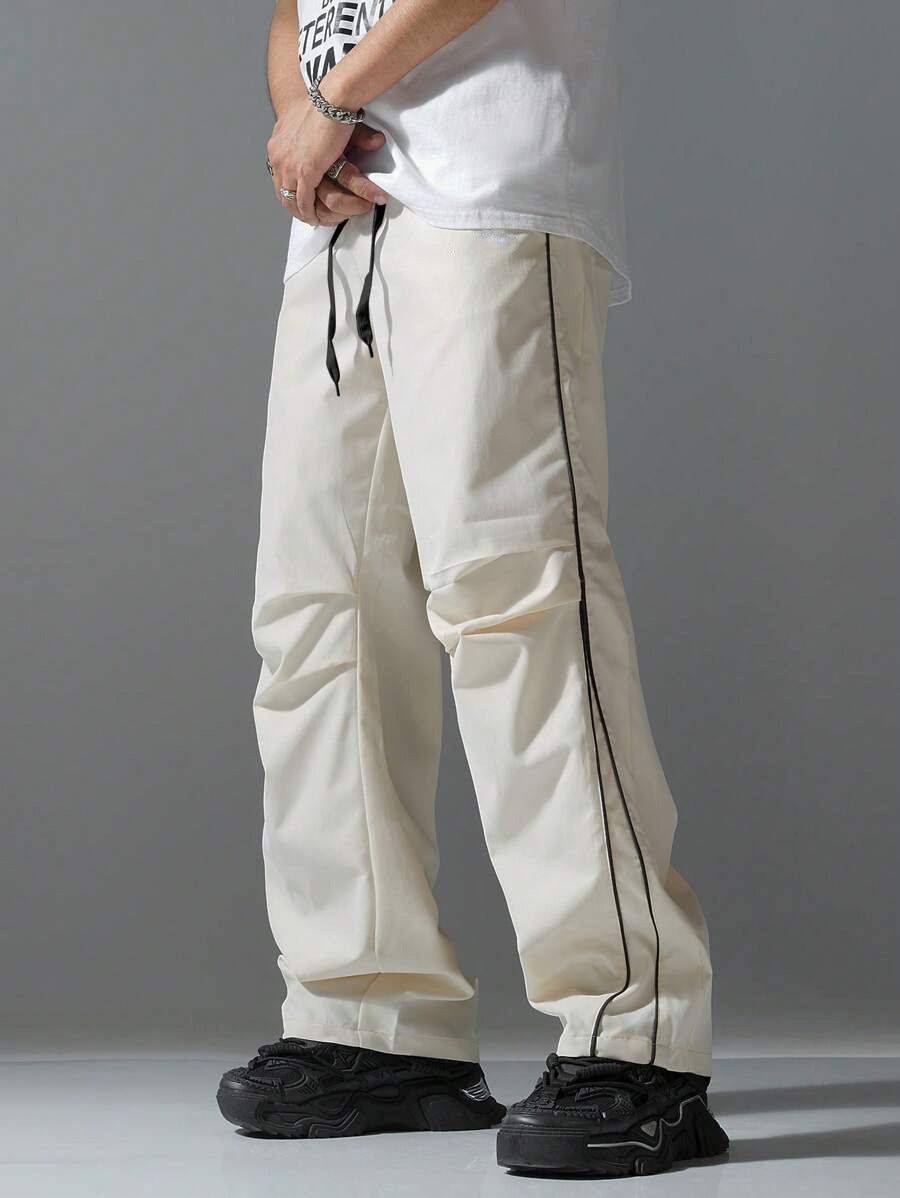 Sport leisure pants for men with elastic waistband and stylish contrast bands Lune London
