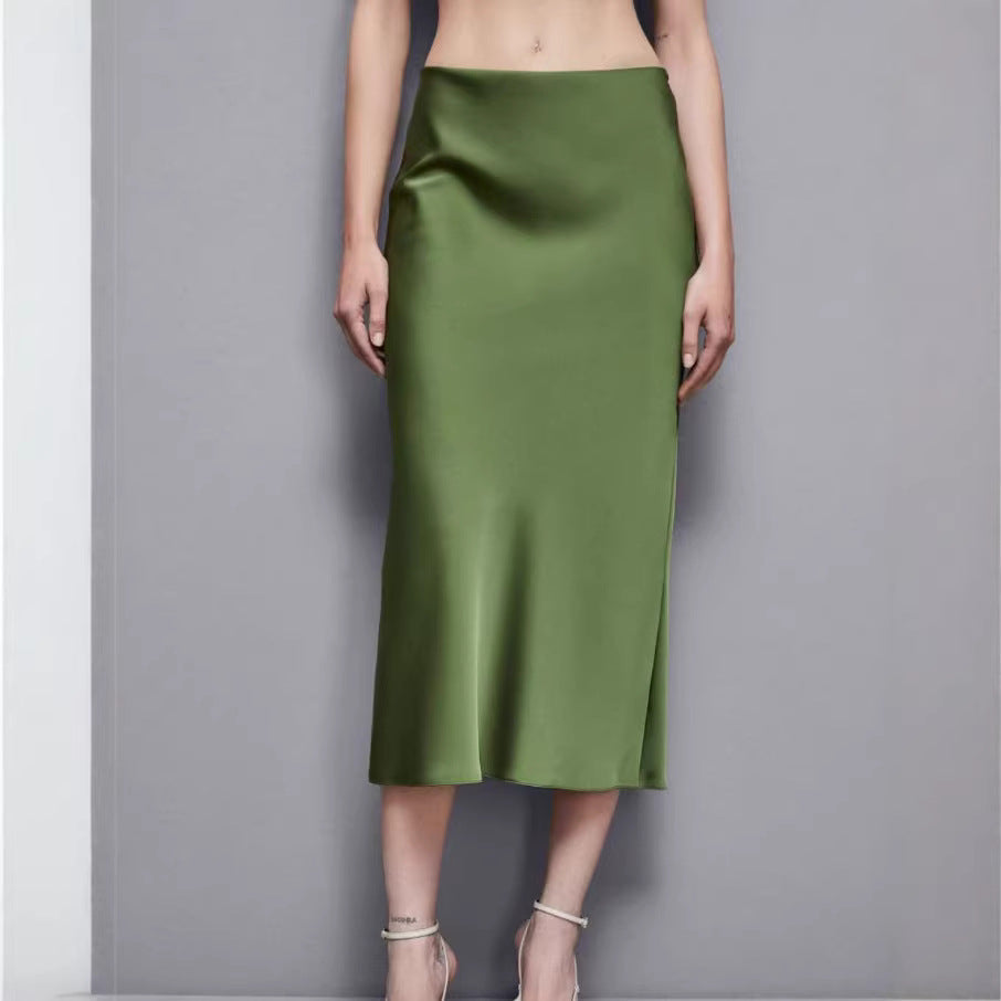 Jupe en satin élégante pour femmes au style minimaliste avec drapé doux Chic & Stil