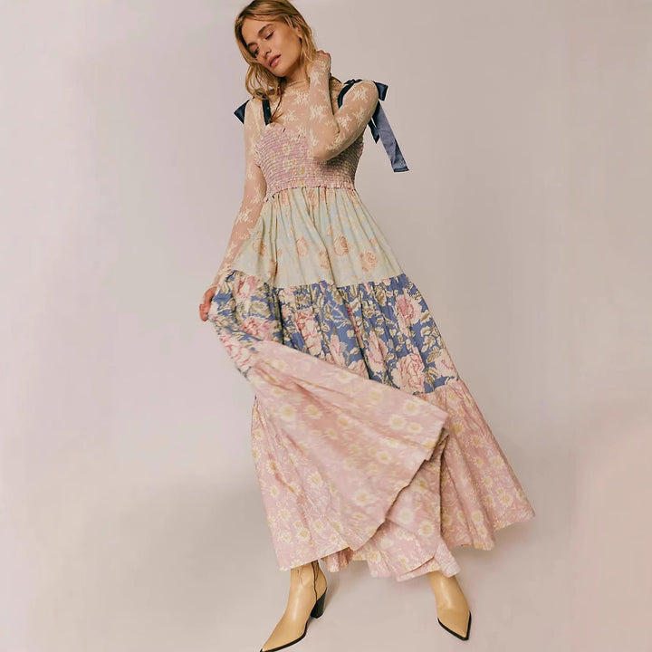 Ladies maxi dress with floral patterns and voluminous skirt Lune London