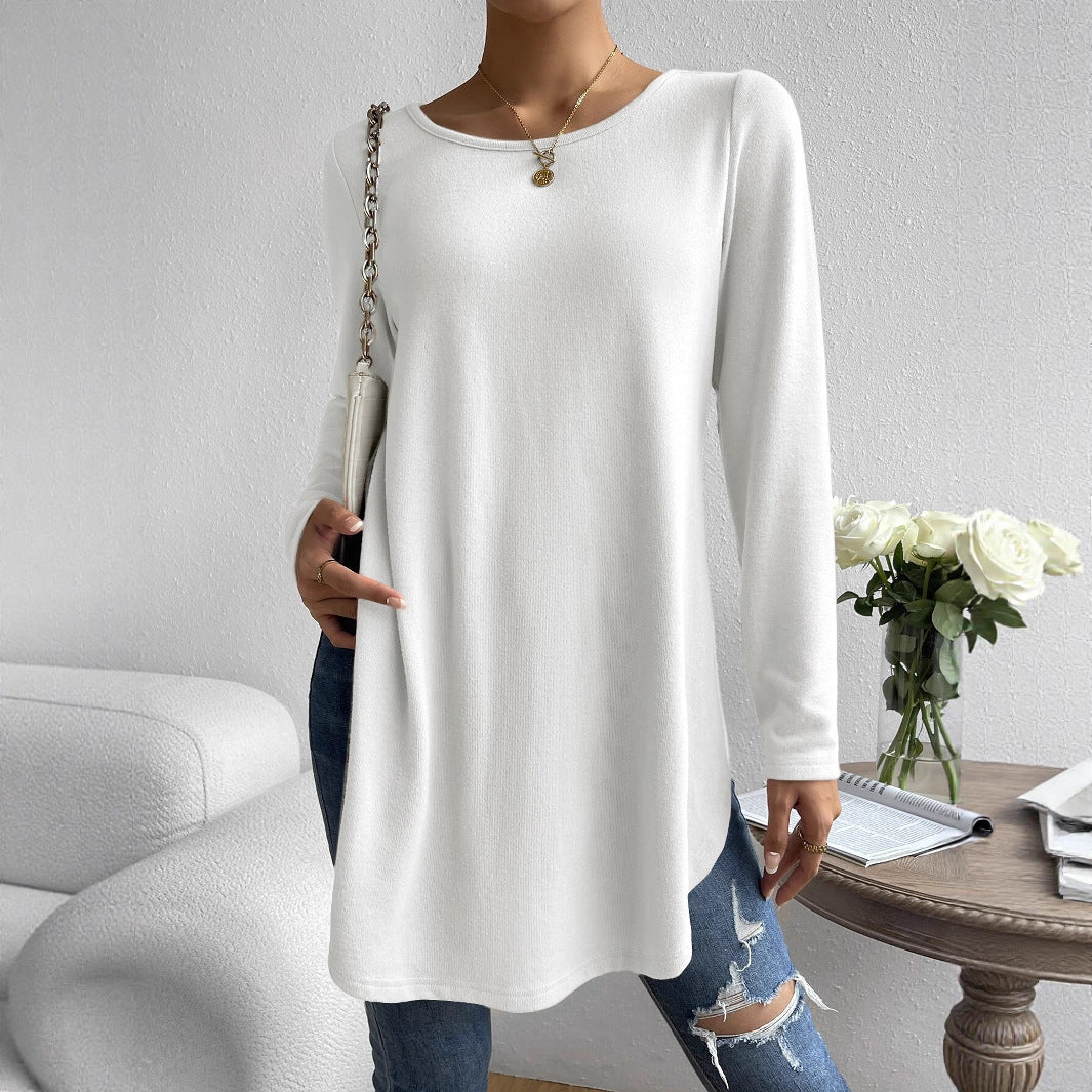 Women’s long sleeve top with modern cut and soft material Lune London