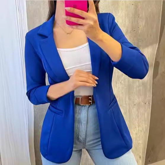 Women's elegant and fitted blazer with a fine lapel Lune London
