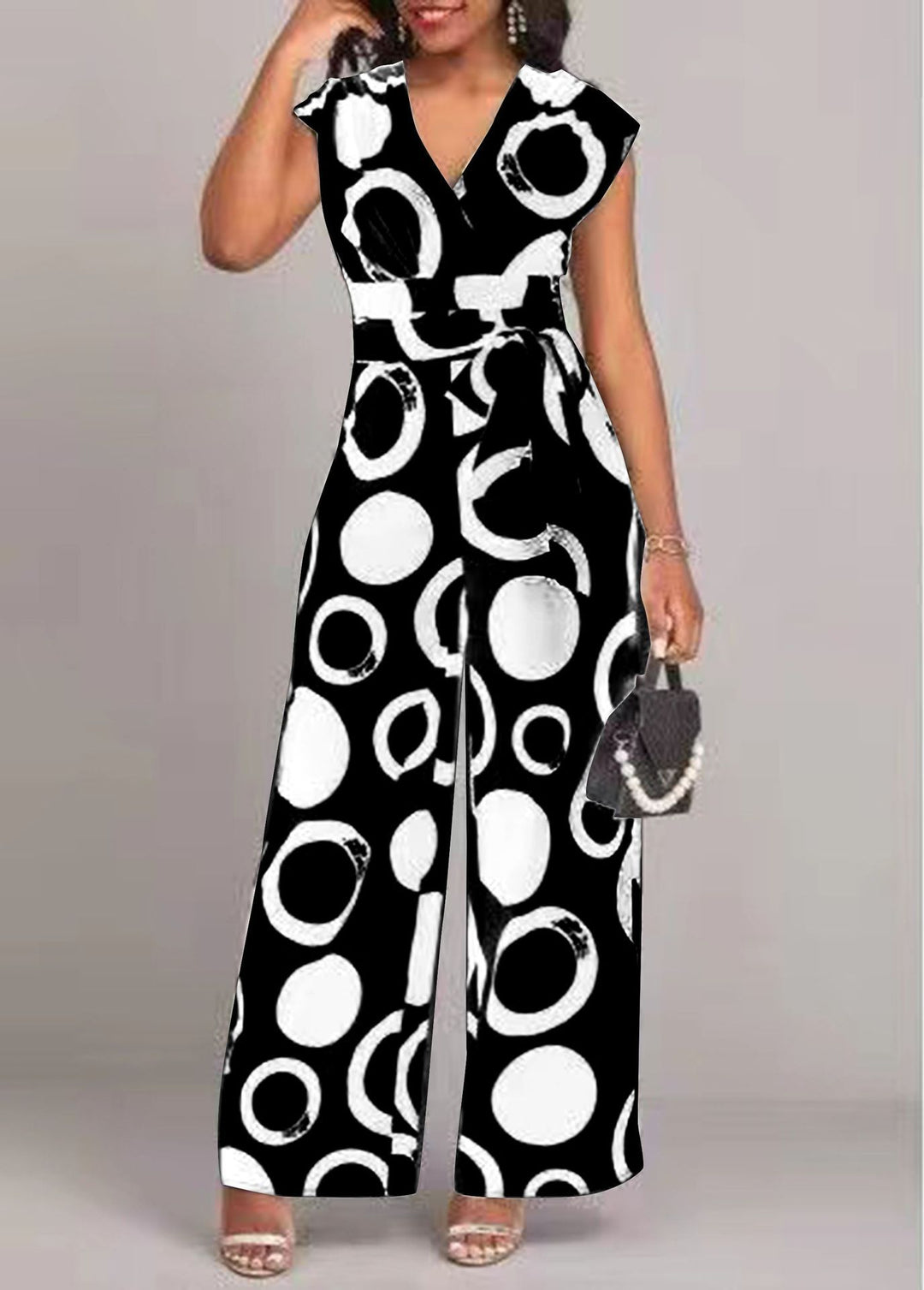 Trendy wide-leg trousers for women with a tie belt and graphic pattern Lune London