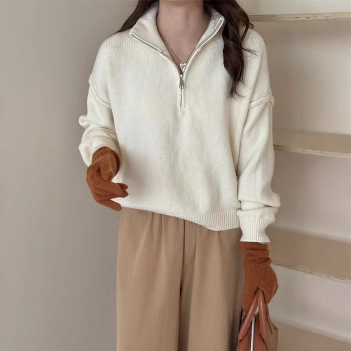 Casual women's sweater with zip short and relaxed fit Lune London