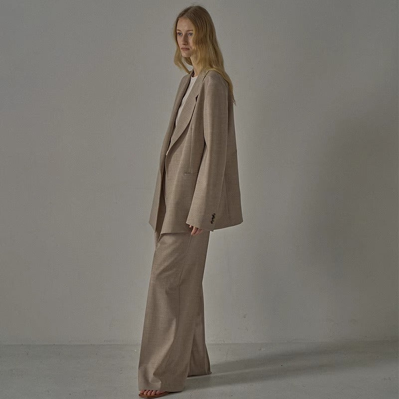Blazer élégant surdimensionné pour femmes avec coupe noble Chic & Stil