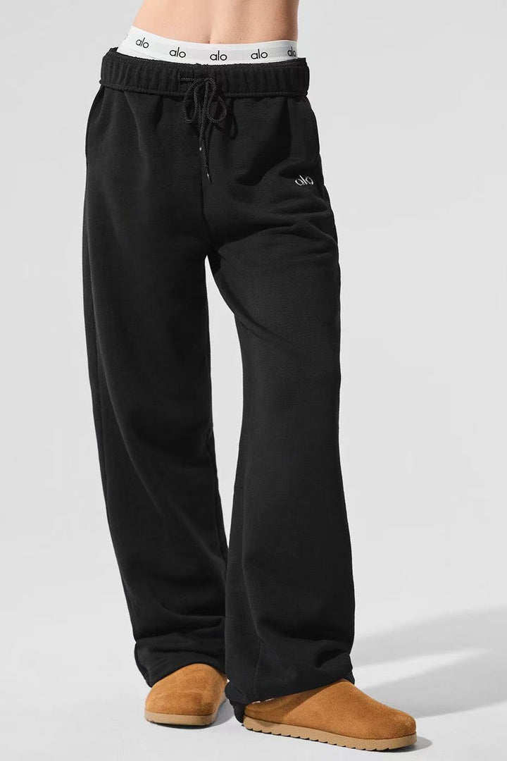Women's relaxed leisure pants with soft fleece and practical pockets Chic & Stil