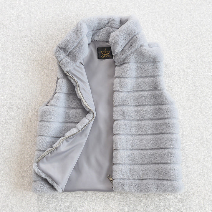 Ladies Stylish Quilted Vest Made Of Faux Fur with High Collar Lune London
