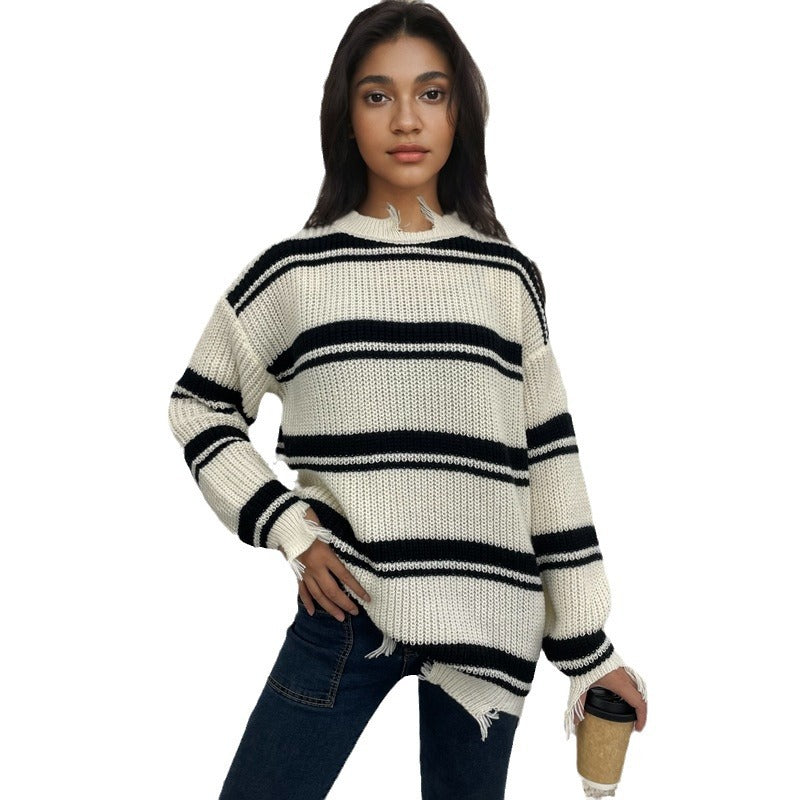 Chunky knit sweater for women with trendy striped pattern and relaxed fit Lune London