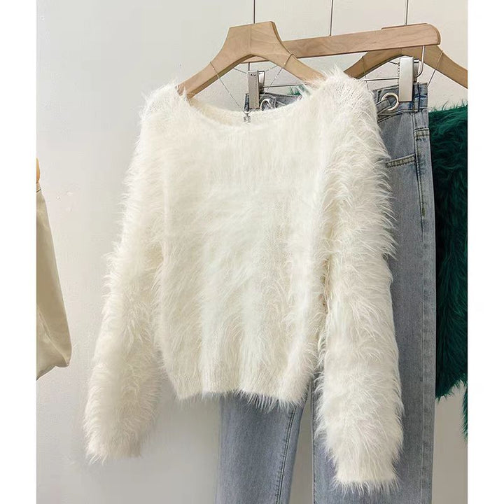 Ladies Plush Sweater with Relaxed Fit and Soft Sleeves Lune London