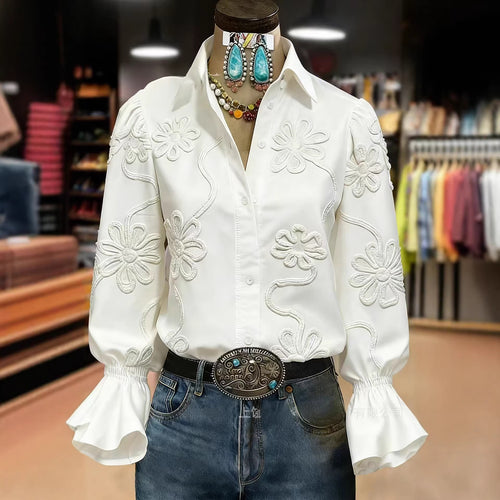 Ladies elegant blouse with floral embroidery and voluminous sleeves Lune London
