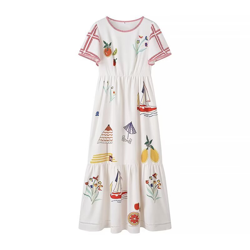 Summer dress for women with a colorful embroidered design and a relaxed fit Lune London