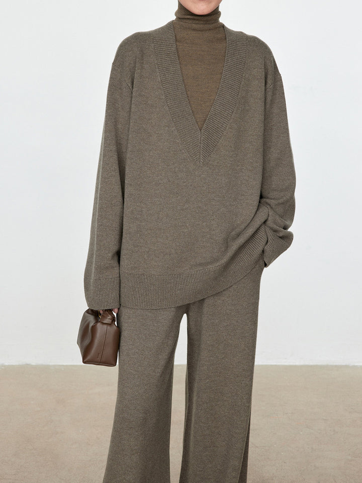 Pull en tricot épais pour femmes avec décolleté en V et coupe oversize Chic & Stil