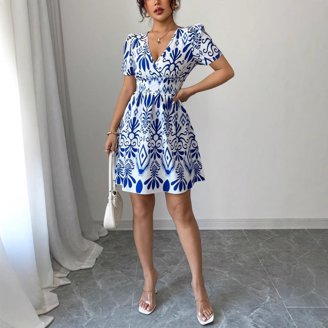 Playful summer dress for women with V-neck Lune London