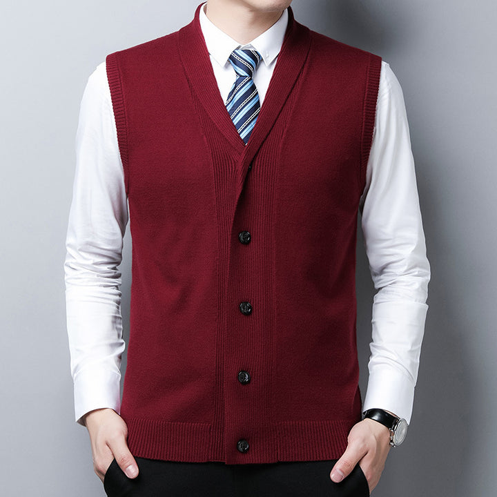 Elegant knitted vests for men with a V-neck and practical buttons Lune London