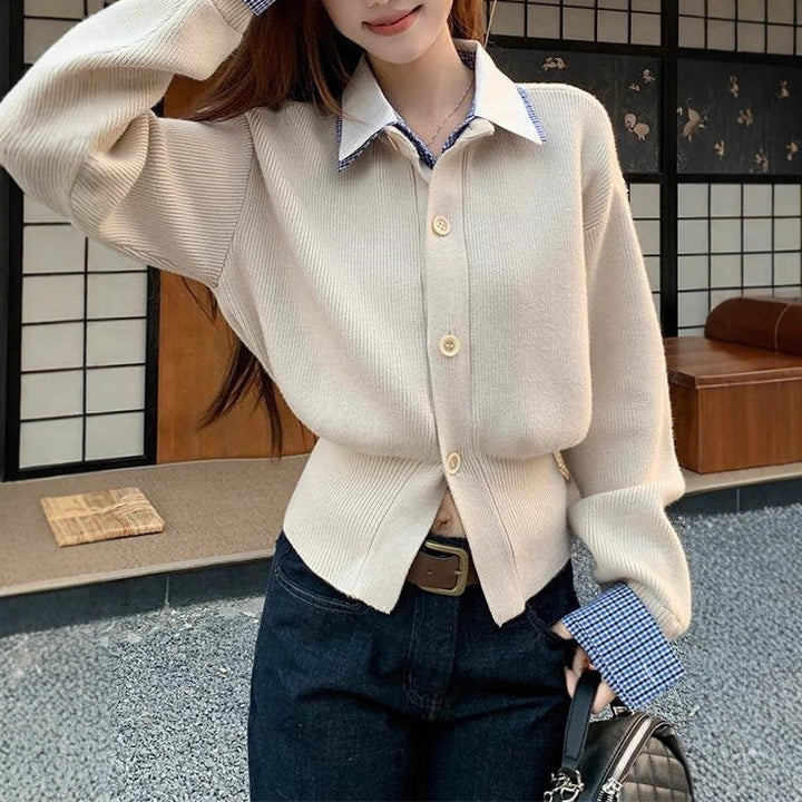 Ladies' knitted jacket with classic cut and elegant button details Lune London