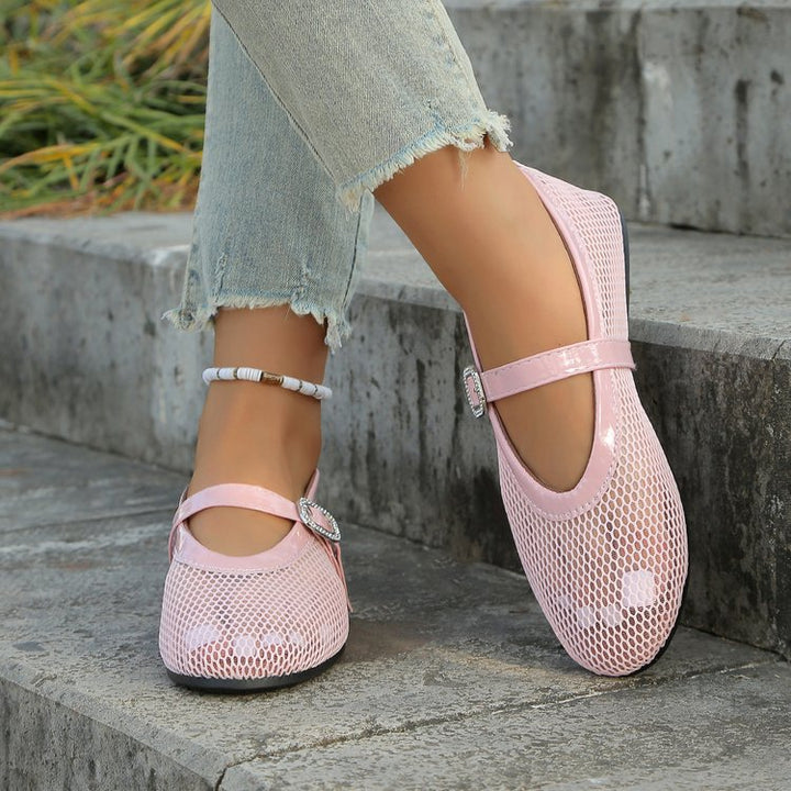 Elegant ballerinas for ladies with breathable mesh design and fashionable strap Lune London