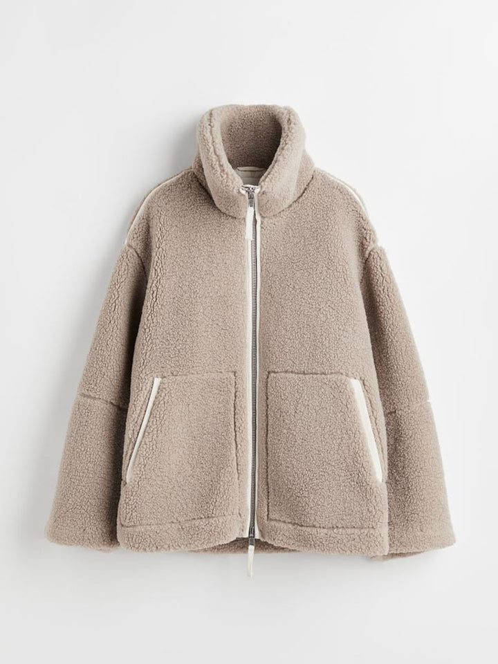 Ladies cozy fleece jacket with practical patch pockets and modern high collar Lune London