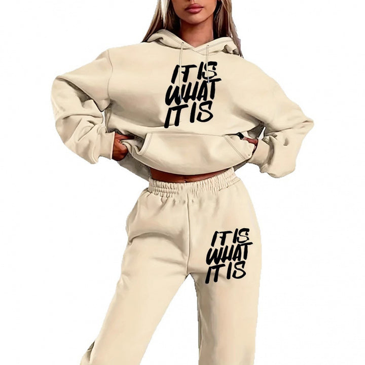 Women's leisure hoodie and jogger set with inspiring lettering Lune London
