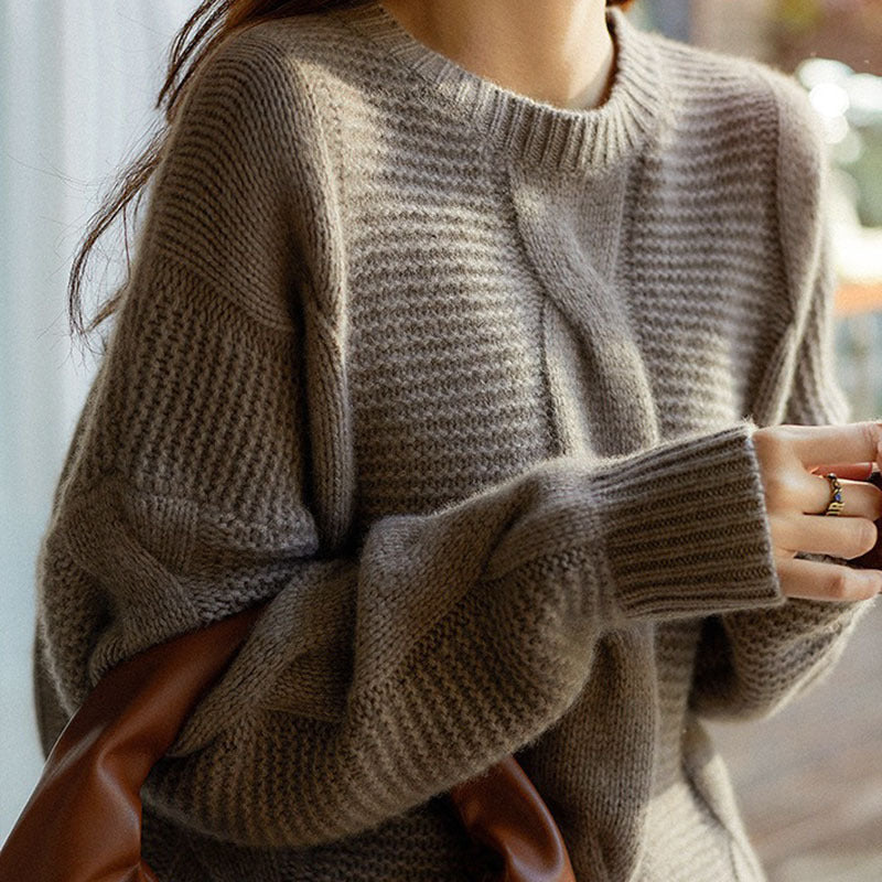 Chunky knit sweater for women with structured design and wide sleeves Lune London
