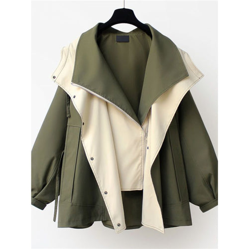 Multifunctional outdoor jacket for women with large pockets and practical zippers Lune London