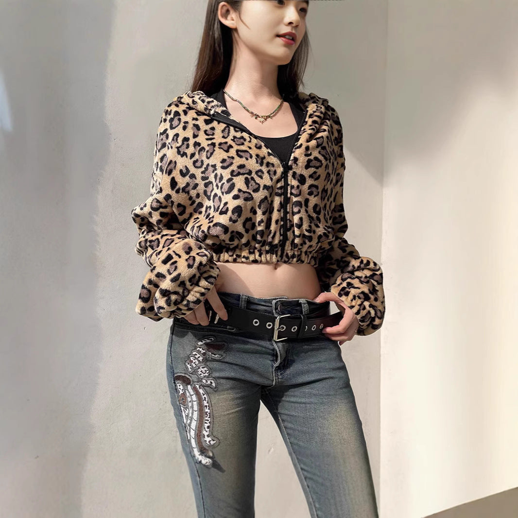 Women Short Hoodie with Leopard Print Lune London