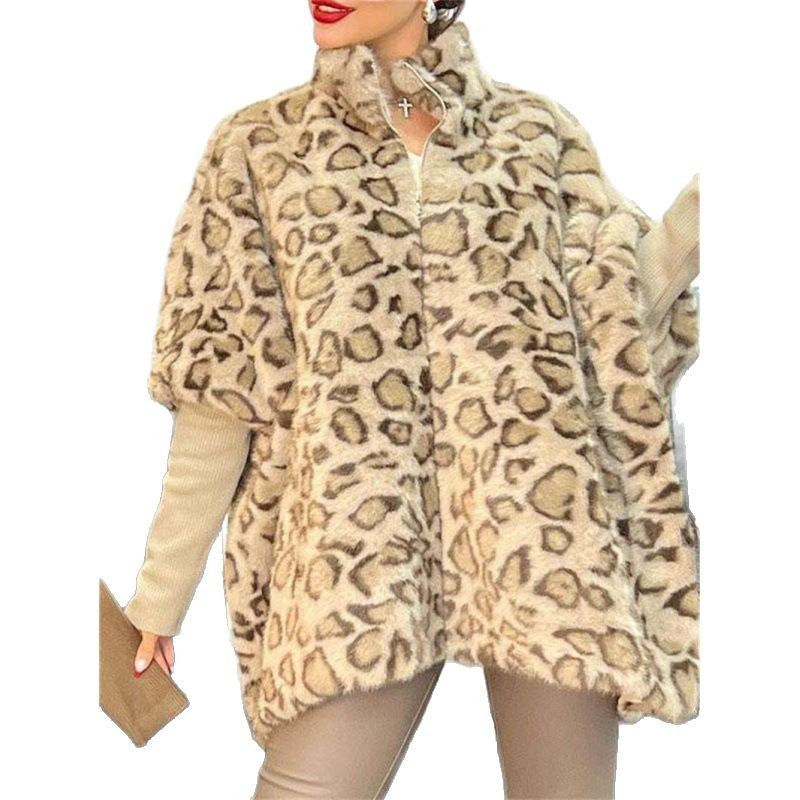 Ladies Elegant Plush Jacket with Leopard Pattern and Chic High Collar