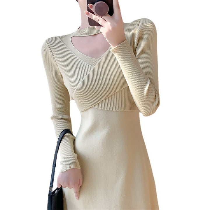 Robe tricotée pour femmes avec zone d'épaule ouverte et élégant décolleté en V Chic & Stil